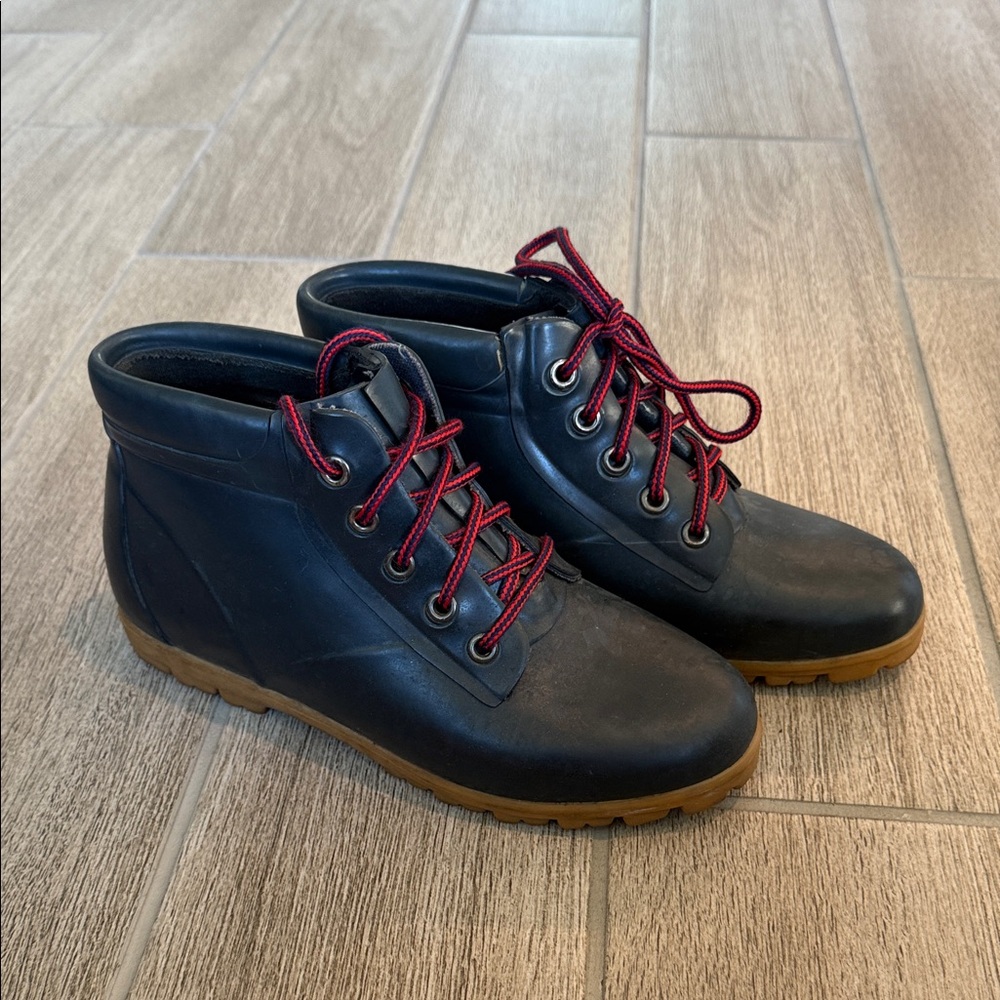 Lands' End Boots with Tan Soles